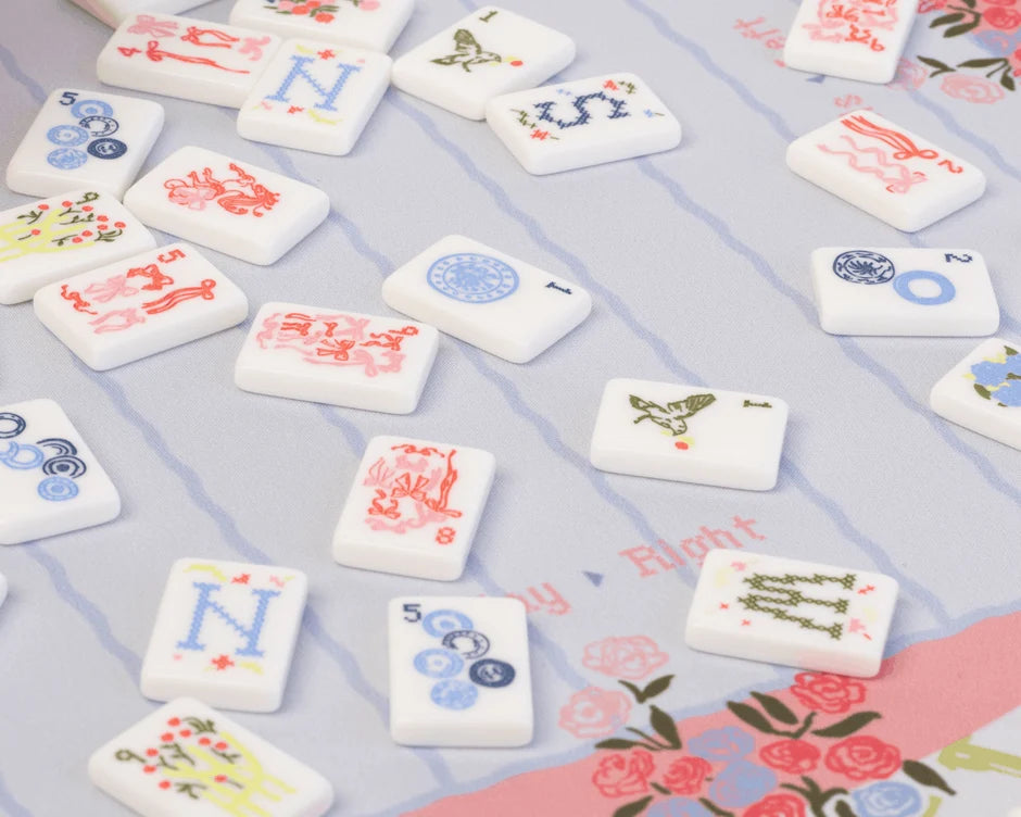 Mini Miss Darling: Travel Mahjong Bundle