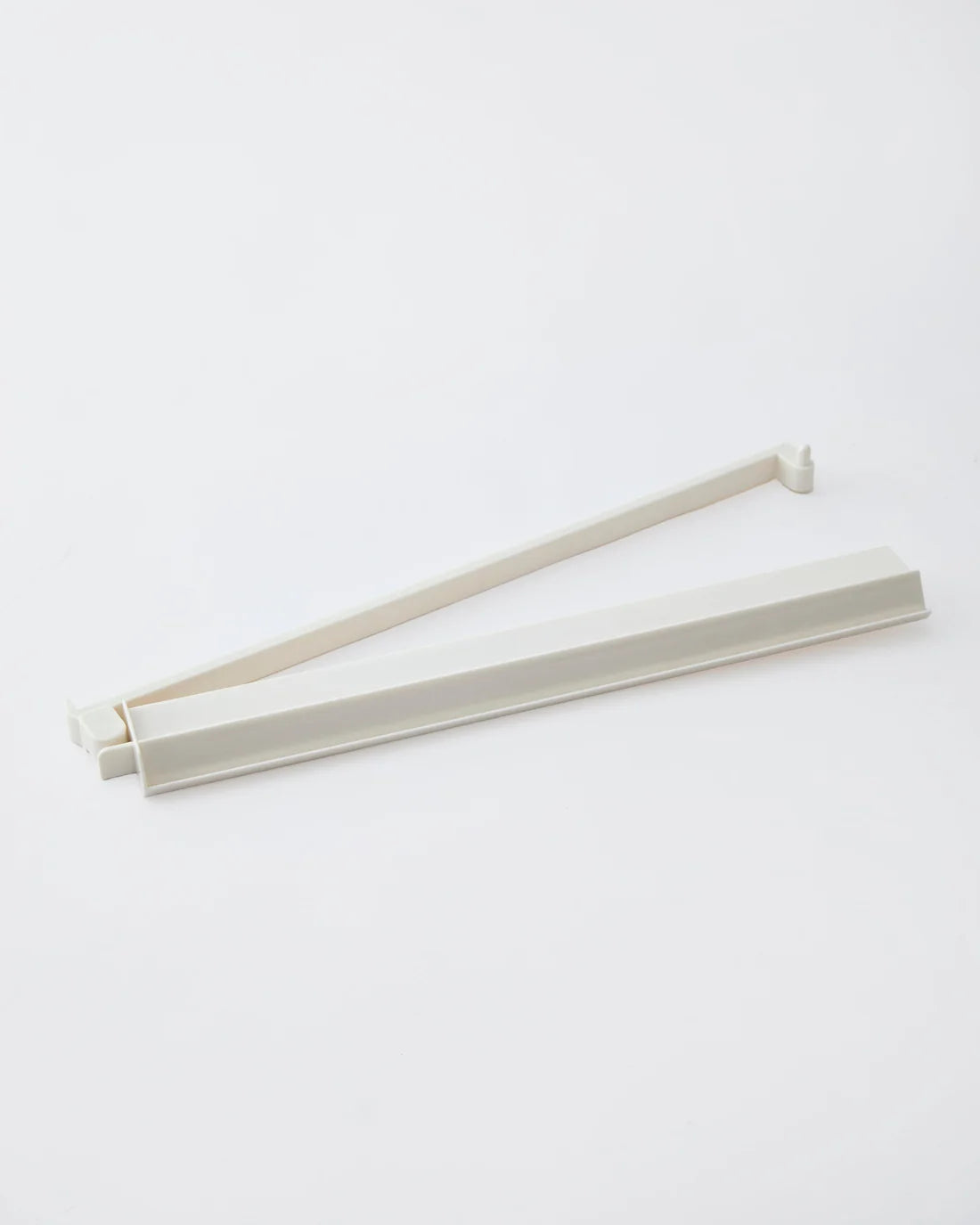 White Acrylic Rack & Pusher Set The Happy Southerner