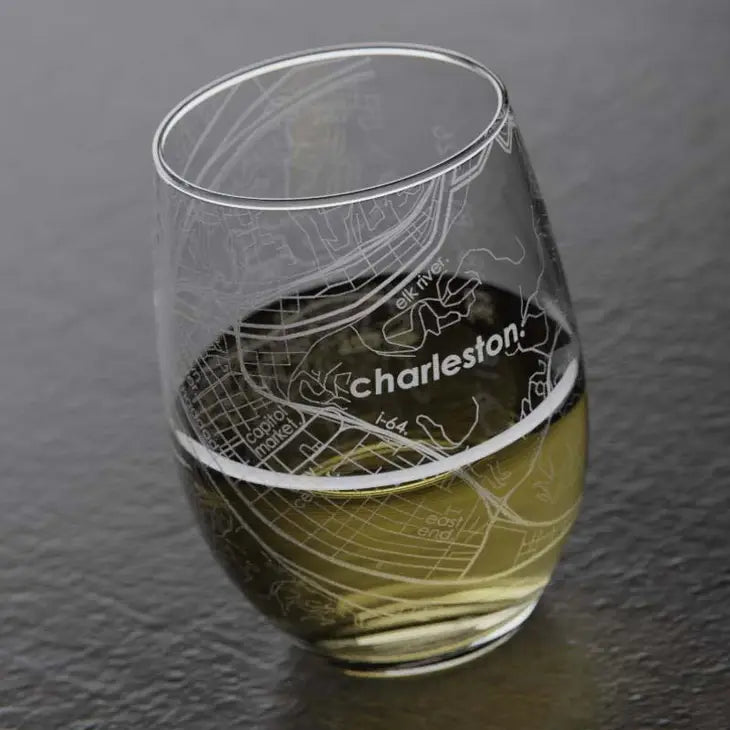 http://thehappysoutherner.com/cdn/shop/products/charleston-map-stemless-wine-glass-the-happy-southerner-341847.webp?v=1697563901